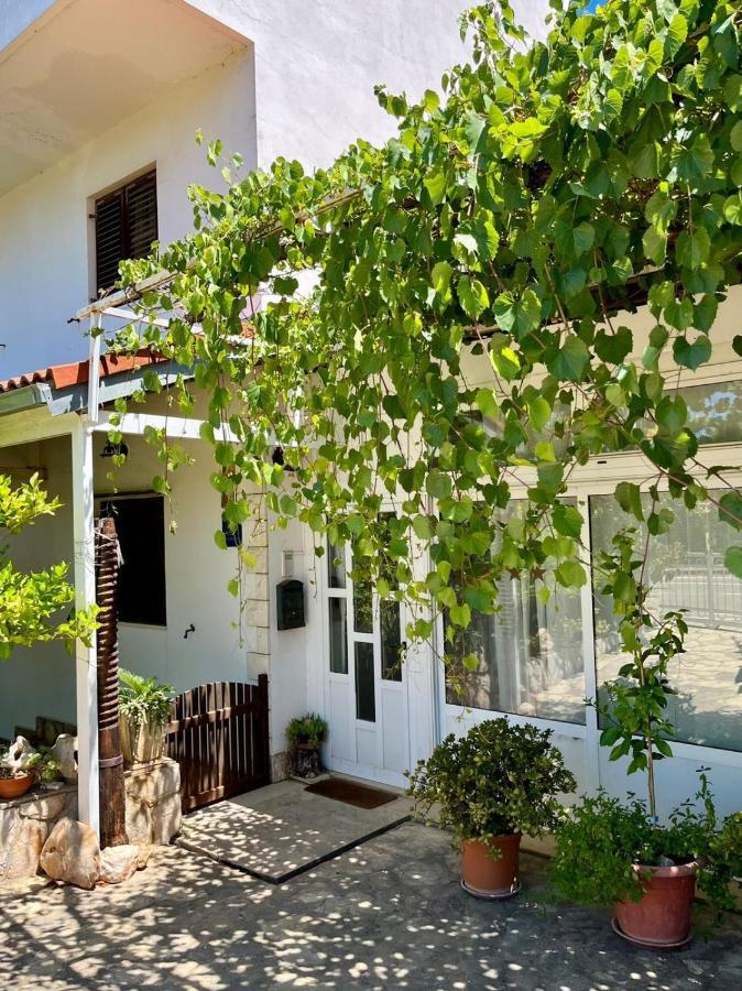 Apartment With Swimming Pool Jelsa (Hvar) Exterior foto